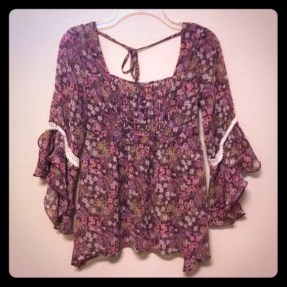 Decree Tops - SOLD Floral Bell Sleeve Blouse
